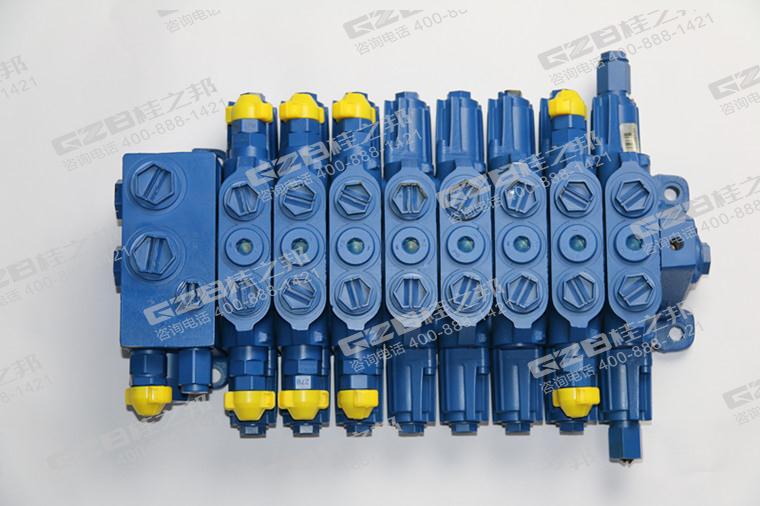福田雷沃65挖機(jī)分配閥