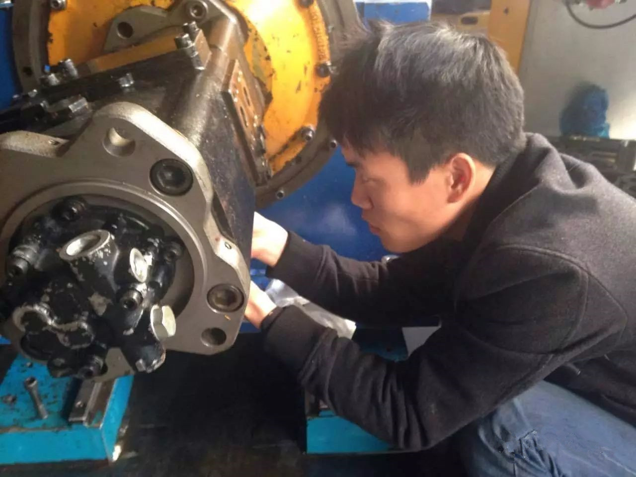 挖掘機(jī)配件網(wǎng)